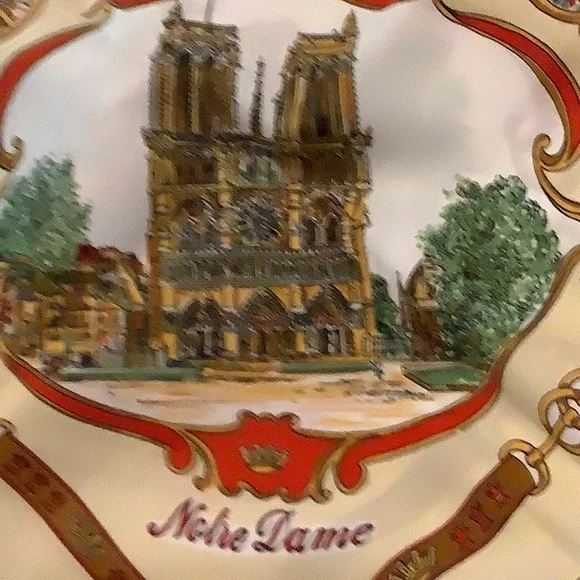 Rare! Paris scarf!  Bright colors! - Picture 5 of 5